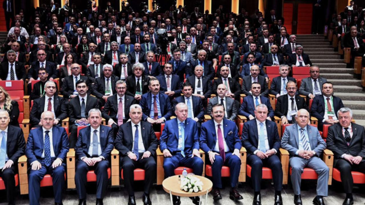 Karabük temsilcilerine TOBB'dan hizmet şeref belgesi