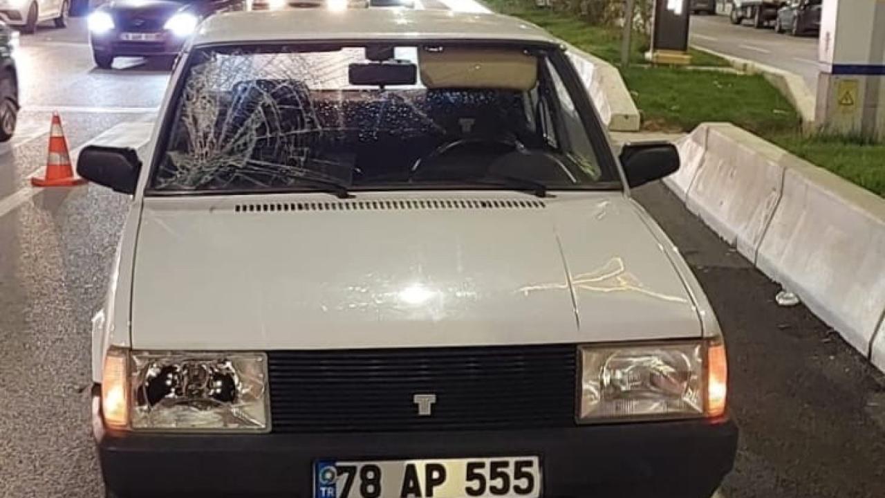 Karabük’te yaya geçidinde otomobilin çarptığı kadın yaralandı