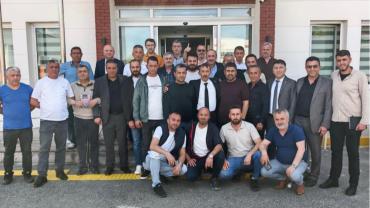 Kastamonu’da Sendika Seçimlerinde Tarihi Dönüş: Başkan Adayı Omuzlarda Taşındı
