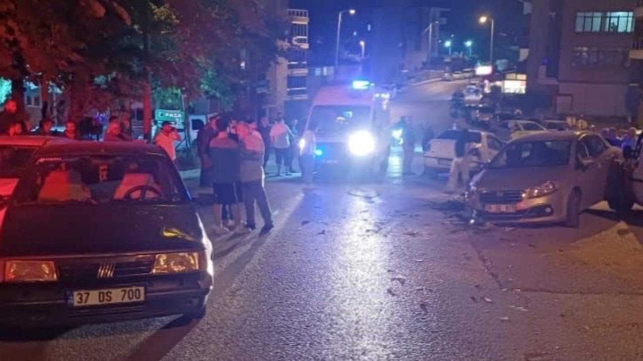 Karabük’te 5 aracın karıştığı zincirleme kaza kamerada