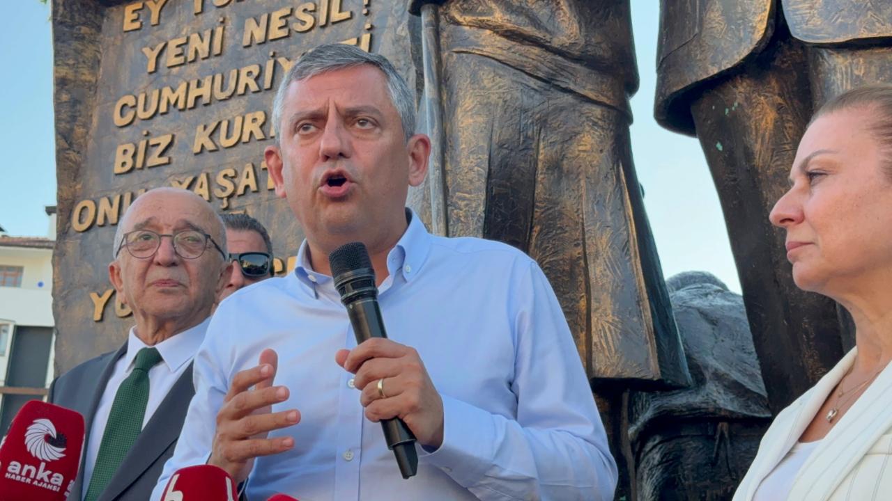 Özgür Özel Safranbolu’da konuştu